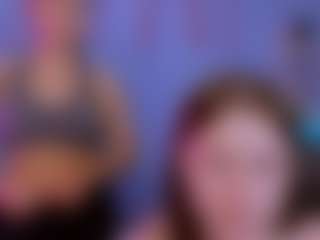 Live cam show with luna-noct - Ass Bouncing on Latina Girls