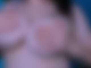 Live cam show with luna-noct - Skinny on Camsoda