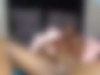 Misslola027's Live Sex Cam Show