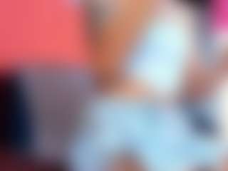 Live cam show with rosethompson19 - Double Penetration on Mixed Magazine Live
