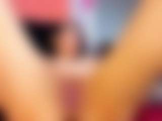 rosethompson19's Live Sex Cam Show