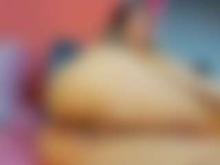 Live cam show with rosethompson19 - Double Penetration on AdultVida.com