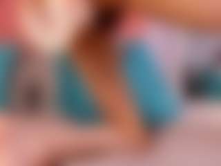 Live cam show with rosethompson19 - Gape on sexylivex.com