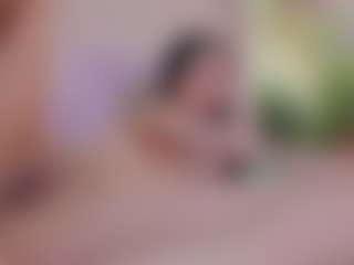 rosethompson19's Live Sex Cam Show