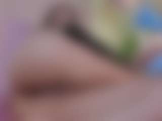 Live cam show with rosethompson19 - Deepthroat on instabang