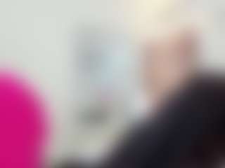 roxydomnin's Live Sex Cam Show