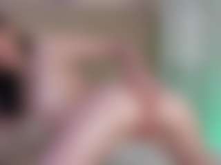 Live cam show with Sara-SweetXX - Smoke on CamClone