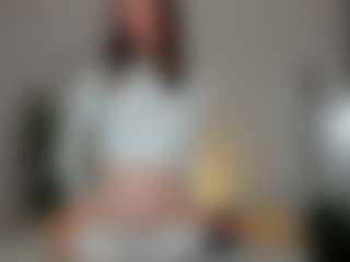 Live cam show with Sasha-Misss - Skinny on Camsoda