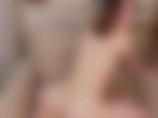 Live cam show with Sasha-Misss - Fingering on SquirtSoMuch