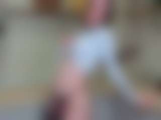 Live cam show with Sasha-Misss - Brown Hair Petite on Camsoda