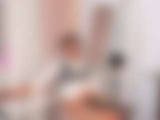 Live cam show with Scaarleett11 - Teen (18+) on live18s.com