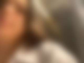 Live cam show with SherylRabsatt - Ass Clapping on camgirlchat.live
