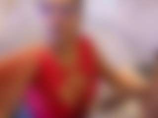 AmbberNixx MILF webcam performer live streaming