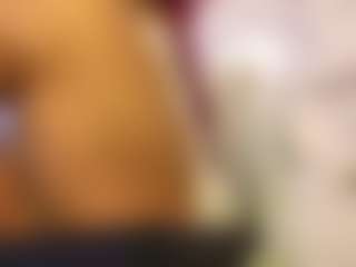 Live cam show with AmbberNixx - Middle Aged on StripNow
