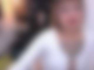 Live cam show with Darkmoon-1 - Double Penetration on eurowanks.com