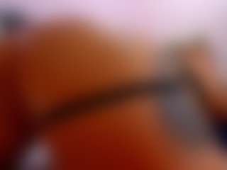 Live cam show with FoxySerenaX - Blonde Hair on chickslive.net