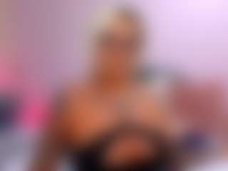 Live cam show with FoxySerenaX - Joi on SquirtSoMuch