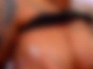 FoxySerenaX's Live Sex Cam Show