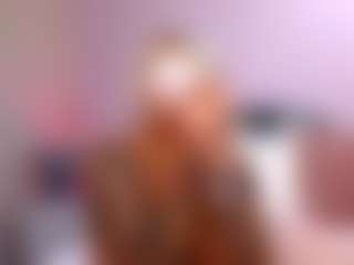 Live cam show with FoxySerenaX - Blonde Hair on Camsoda.co