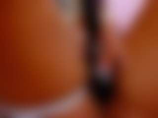Live cam show with FoxySerenaX - Smoking on Adult Interactions