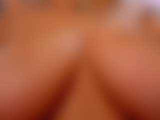 FoxySerenaX's Live Sex Cam Show