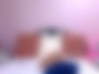 FoxySerenaX's Live Sex Cam Show