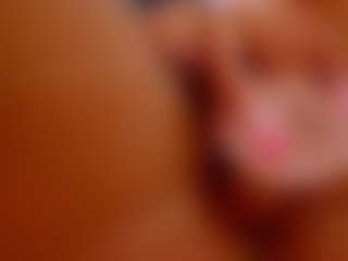 FoxySerenaX's Live Sex Cam Show