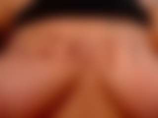 FoxySerenaX's Live Sex Cam Show