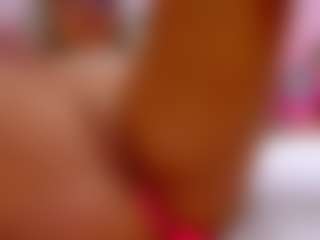 FoxySerenaX's Live Sex Cam Show