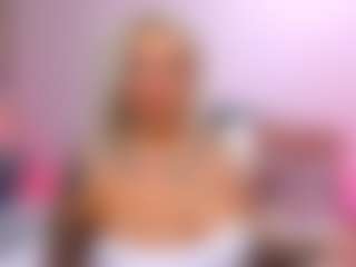 Live cam show with FoxySerenaX - Blonde Hair on https://playwithruby.com