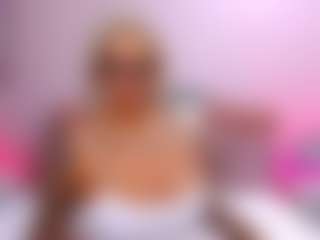 Live cam show with FoxySerenaX - Facial Piercings on SpankPalCams