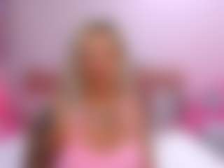 FoxySerenaX's Live Sex Cam Show