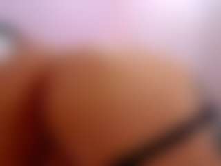 Live cam show with FoxySerenaX - Joi on googirlz