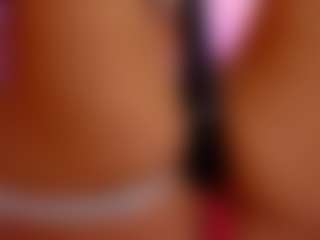 Live cam show with FoxySerenaX - Smoking on madthumbs