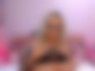 FoxySerenaX's Live Sex Cam Show