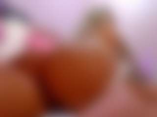 Live cam show with FoxySerenaX - Striptease on Mixed Magazine Live