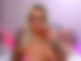 Live cam show with FoxySerenaX - Joi on Camsoda