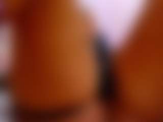 Live cam show with FoxySerenaX - Facial Piercings on Hubzter Live