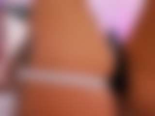 Live cam show with FoxySerenaX - Creampie on Instabang