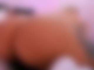 FoxySerenaX's Live Sex Cam Show
