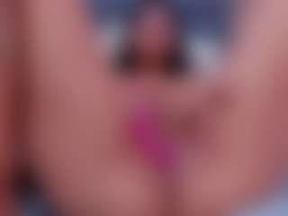 Show di cam dal vivo con ISISLEROY - Moaning su Camsoda