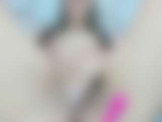 Live cam show with ivonne-valencia - Thin on AdultVida.com