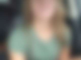 karalynnbaby49's Live Sex Cam Show