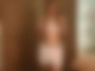Live cam show with Ariana - Milk on iamadamtest123.com