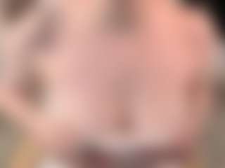 Live cam show with Ariana - Daddy on googirlz