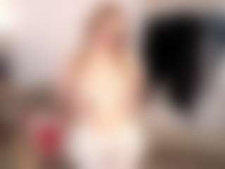 Live cam show with Ariana - Fetish on milfzrlive.com