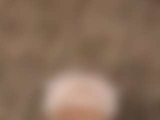 Live cam show with Ariana - Doggy on Cam Slut