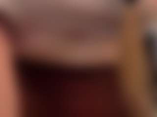 Live cam show with Ariana - Tease on Camsoda