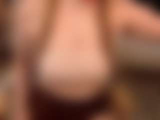 Ariana's Live Sex Cam Show