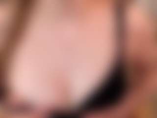 Live cam show with Ariana - Foot Fetish on CSO-WL